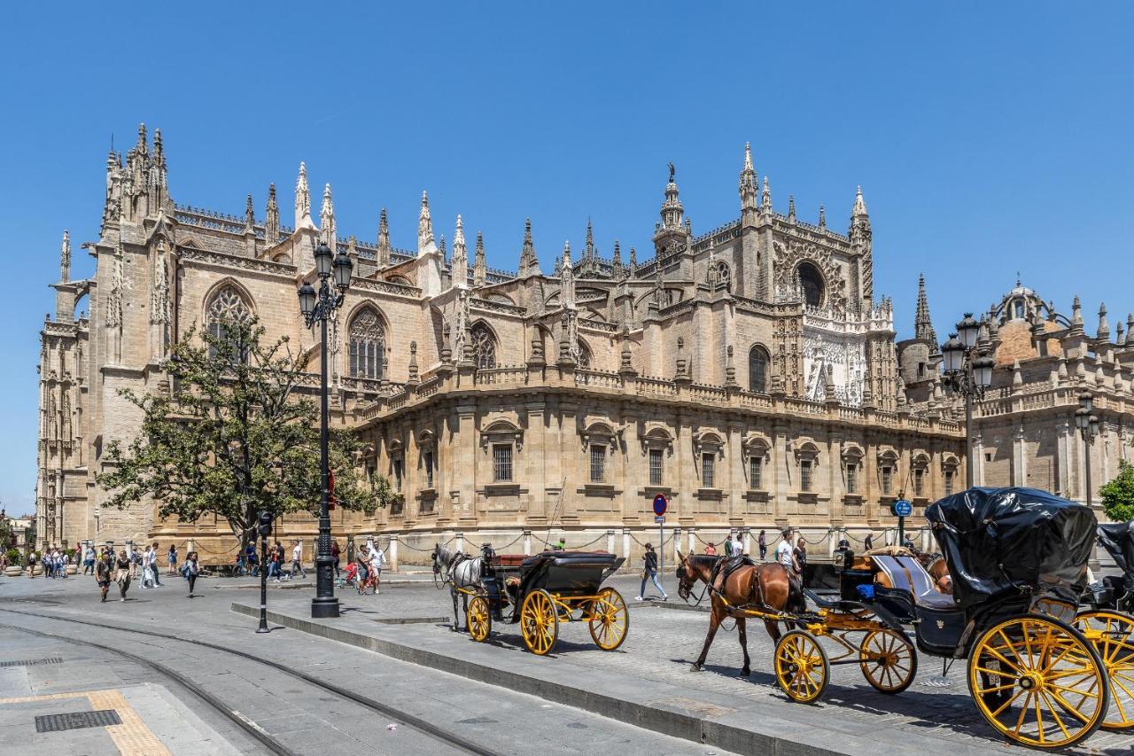 Bnbholder Cosy I Sevilla Cathedral Exterior foto